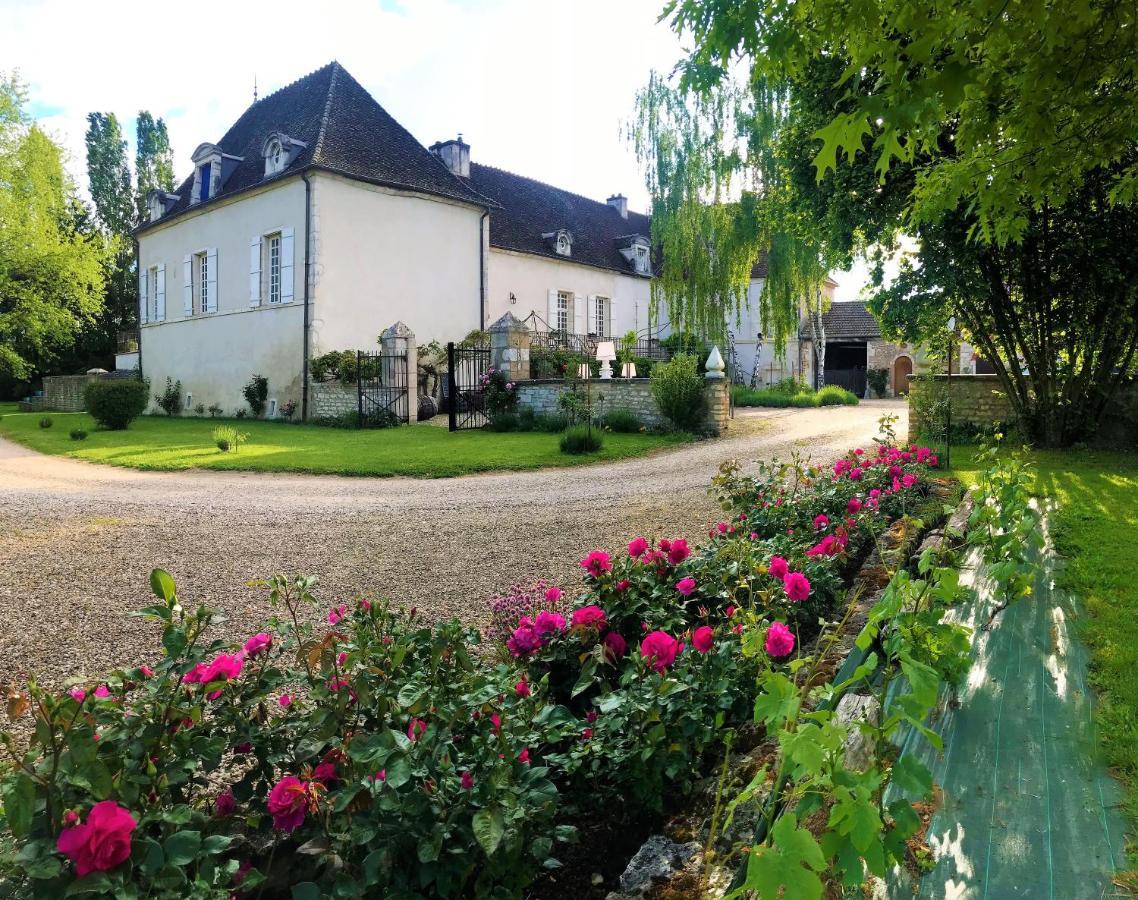 Bed and Breakfast Domaine Pont Juillet à Fontaines  Extérieur photo